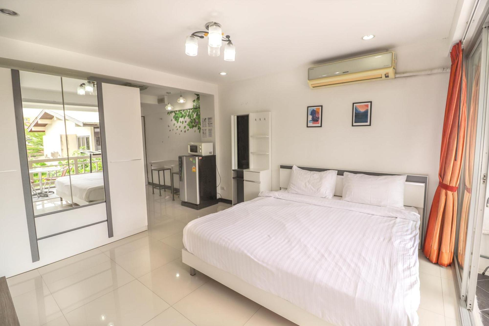 Baan Sabai Rama IV Apartment Bangkok Kültér fotó
